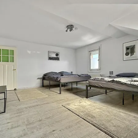 Penthouse In Platz Fuer 14 Gaeste Lägenhet *
