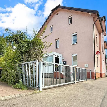 Penthouse In Platz Fuer 14 Gaeste *