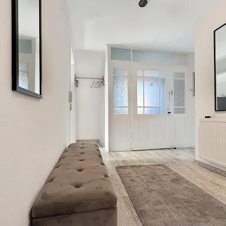 Penthouse In Platz Fuer 14 Gaeste * Nuertingen